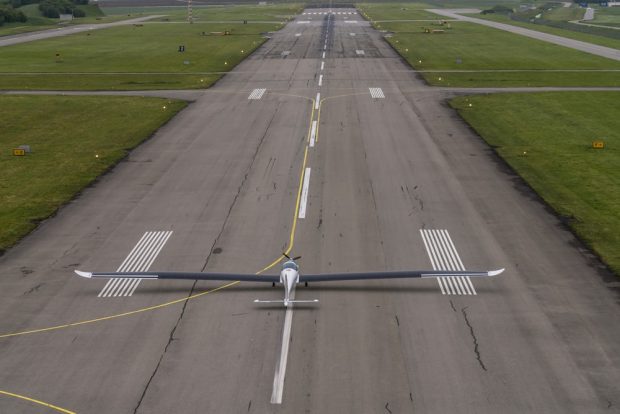 پرواز موفق هواپیمای خورشیدی سولار استراتوس در ۲۵ هزار متری زمین 5 هواپیمای خورشیدی سولار استراتوس