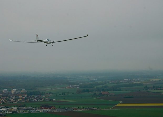 پرواز موفق هواپیمای خورشیدی سولار استراتوس در ۲۵ هزار متری زمین 8 هواپیمای خورشیدی سولار استراتوس