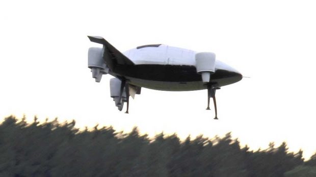 هواپیمای عمود پرواز برقی