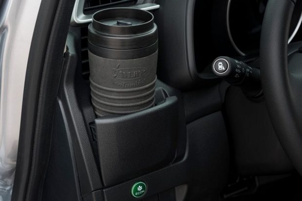 نسخه جدید هوندا فیت با تغییرات داخلی جالب معرفی شد + تصاویر 14 نسخه جدید هوندا فیت