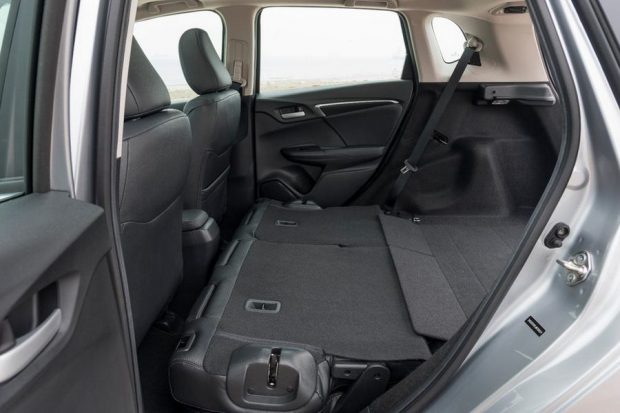 نسخه جدید هوندا فیت با تغییرات داخلی جالب معرفی شد + تصاویر 8 نسخه جدید هوندا فیت