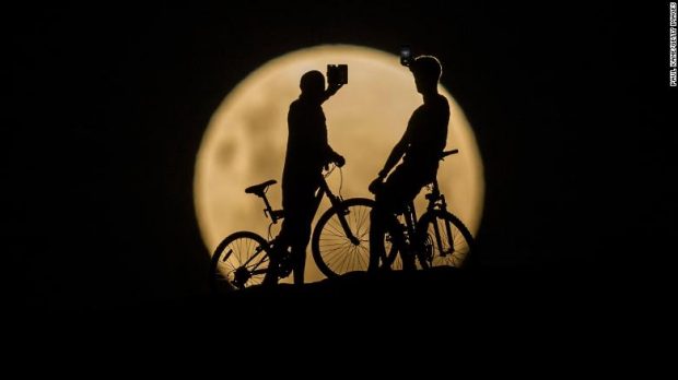 تصاویر ماه گرفتگی امشب 11 بهمن