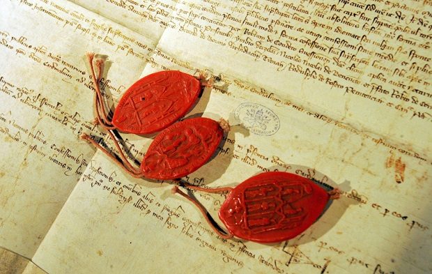 آرشیو رازهای واتیکان