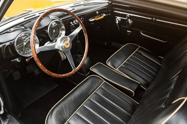 فراری 212 کلاسیک کمیاب با قیمتی میلیاردی به حراج گذاشته شد + عکس 10 فراری 212 کلاسیک