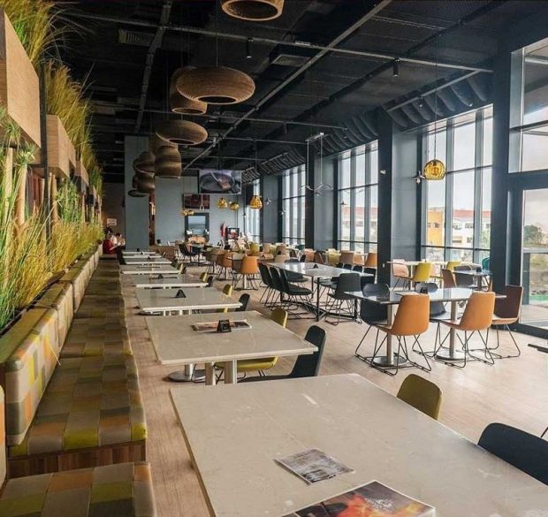 بزرگترین آکواریم ایران یعنی آکواریوم انزلی را تماشا کنید 9 بزرگترین آکواریم ایران