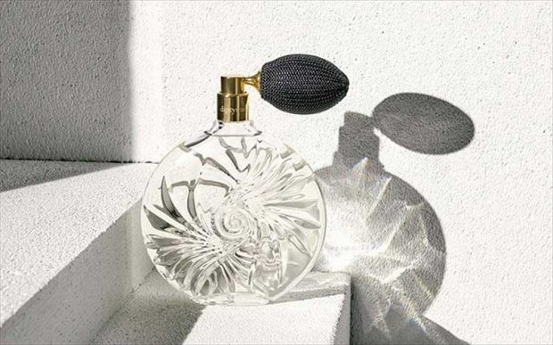 بهترین عطرهای زمستانی زنانه