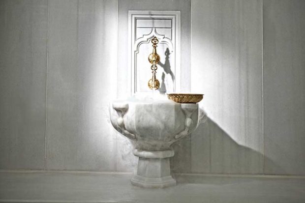 حمام خرم سلطان در ایاصوفیه استانبول را تماشا کنید 5 حمام خرم سلطان