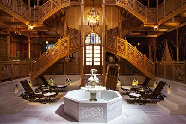 حمام خرم سلطان در ایاصوفیه استانبول را تماشا کنید 4 حمام خرم سلطان