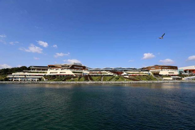 مرکز خرید آکوا فلوریا