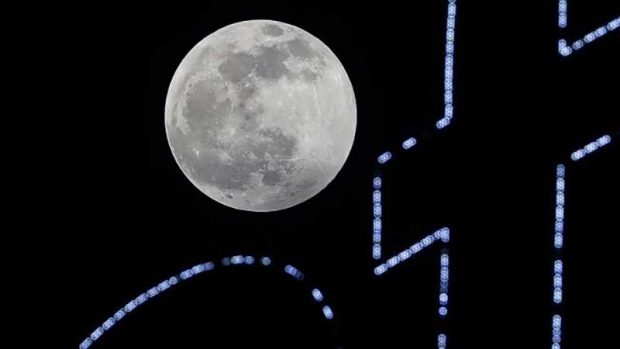 اولین ماه گرفتگی سال 2020