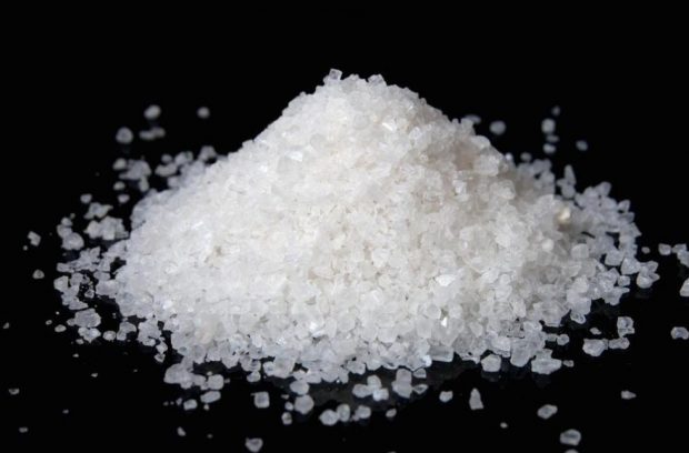 این خوراکی های پرمصرف و خطرناک را کمتر میل کنید ! 2 خوراکی های پرمصرف و خطرناک