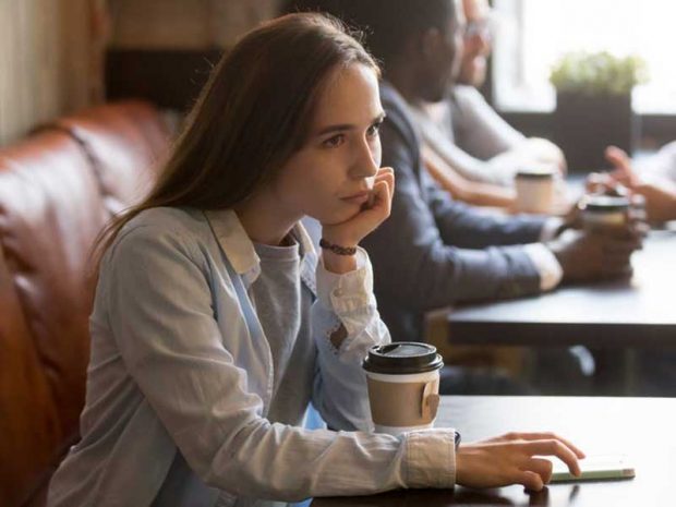 چگونه فکر و خیال را از خود دور کنیم