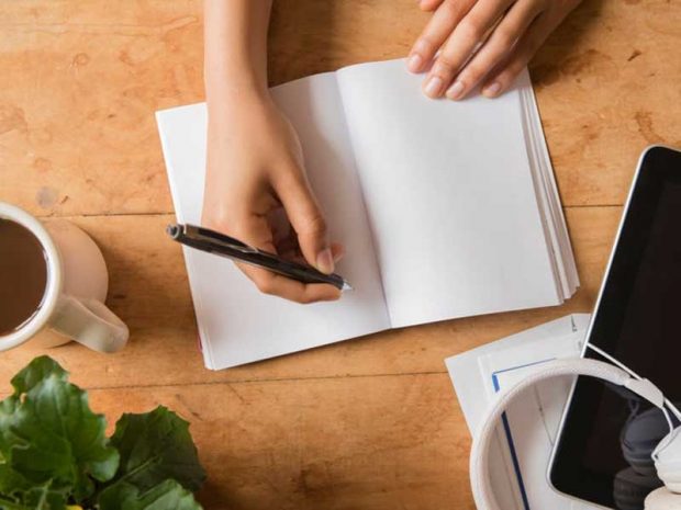 چگونه فکر و خیال را از خود دور کنیم