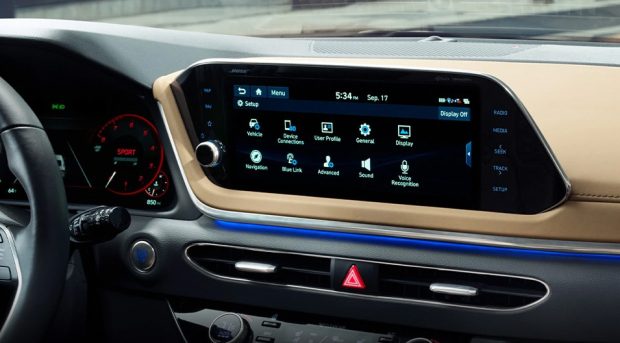 نگاهی به سوناتا هیبریدی 2020 sonata hybrid با سقف خورشیدی 12 سوناتا هیبریدی 2020 sonata hybrid