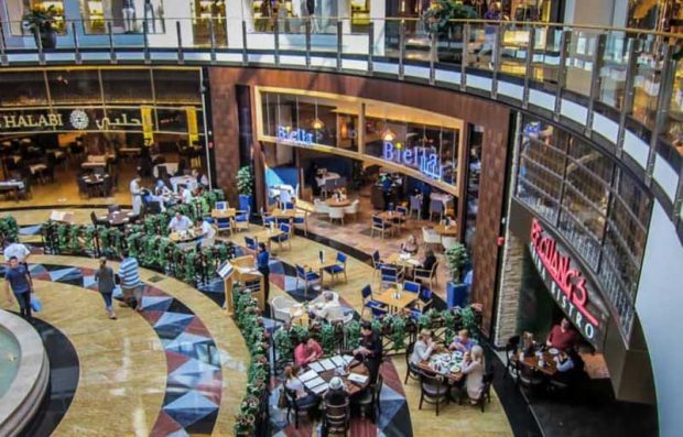 مرکز خرید امارات در شهر دبی را تماشا کنید 6 مركز خريد امارات