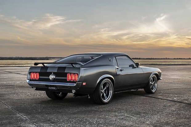 موستانگ مک Mustang Mach 1 هیتمن را تماشا کنید 10 موستانگ مک Mustang Mach 1