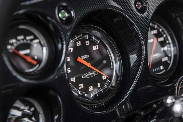 موستانگ مک Mustang Mach 1 هیتمن را تماشا کنید 7 موستانگ مک Mustang Mach 1