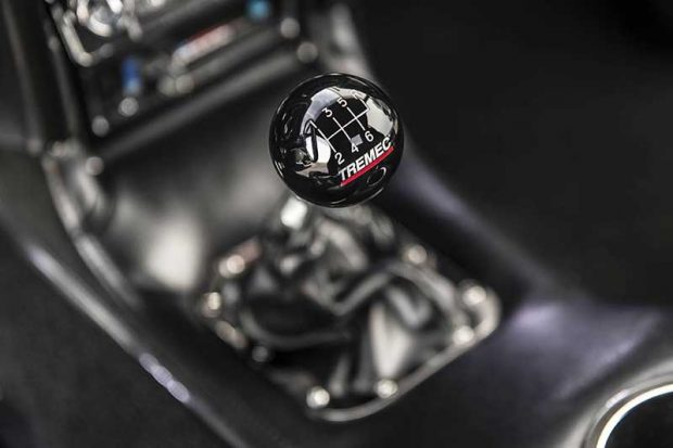 موستانگ مک Mustang Mach 1 هیتمن را تماشا کنید 5 موستانگ مک Mustang Mach 1