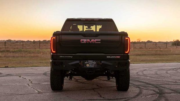 پیکاپ هنسی گولیاث Hennessey Goliath 700 GMC معرفی شد + عکس 11 پیکاپ هنسی گولیاث Hennessey Goliath 700 GMC