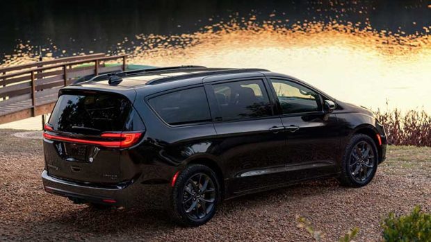 کرایسلر پاسیفیکا 2021 بصورت رسمی رونمایی شد 12 کرایسلر پاسیفیکا 2021