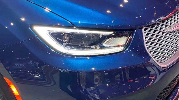 کرایسلر پاسیفیکا 2021 بصورت رسمی رونمایی شد 6 کرایسلر پاسیفیکا 2021