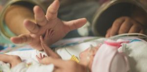 تاثیر گرمایش زمین بر تولد نوزادان نارس.