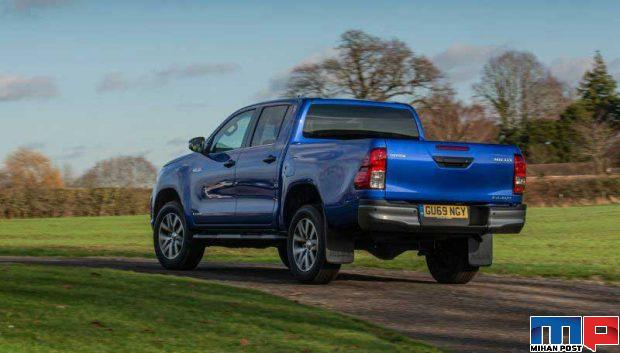 نگاهی به تویوتا هایلوکس 2020 Toyota Hilux + عکس 8 تویوتا هایلوکس 2020 Toyota Hilux