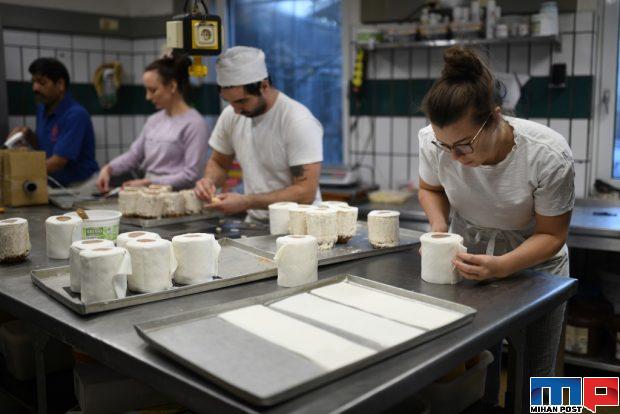 تصاویری دیدنی از خلاقیت و شوخی آشپزها با ویروس کرونا 13 خلاقیت و شوخی آشپزها با ویروس کرونا