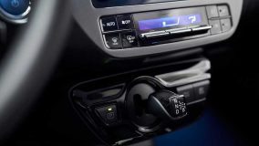 تویوتا پریوس 2020 Toyota Prius