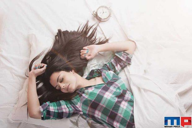 رفع چروک های صورت با یادگیری خوابیدن بصورت صحیح 2 رفع چروک های صورت