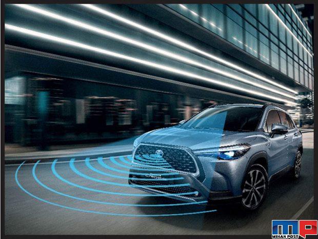 نگاهی دقیق به خودروی تویوتا کرولا کراس 2021 + عکس 4 تویوتا کرولا کراس 2021
