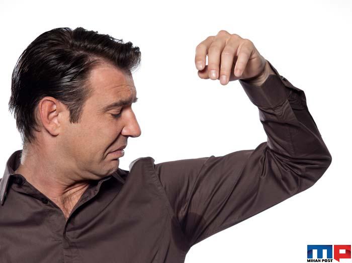 علت بوی بد زیر بغل توسط دانشمندان کشف شد 9 علت بوی بد زیر بغل