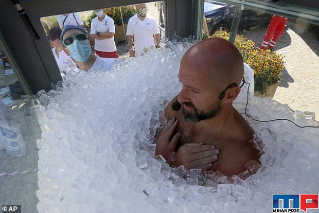 رکورد نشستن در یخ توسط جوزف کوبرل از اتریش شکسته شد 3 رکورد نشستن در یخ