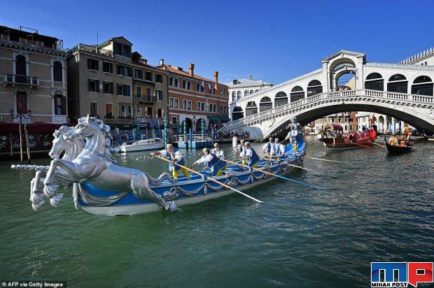 فستیوال رگاتا با وجود ویروس کرونا در ایتالیا برگزار شد + عکس 2 فستیوال رگاتا