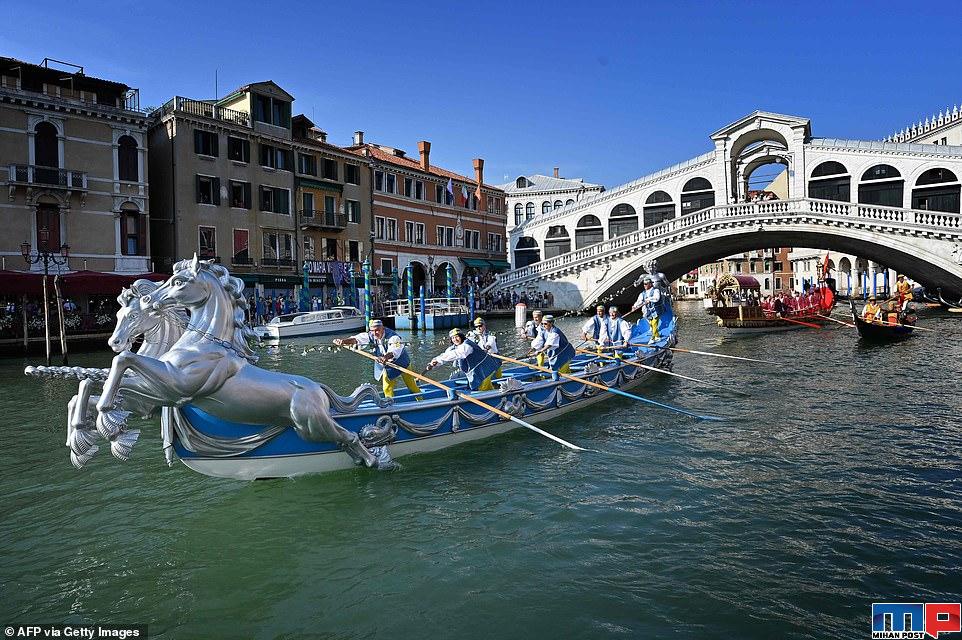 فستیوال رگاتا با وجود ویروس کرونا در ایتالیا برگزار شد + عکس 5 فستیوال رگاتا