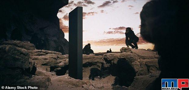 شئ فلزی مرموز بیابان ایالت یوتا آمریکا