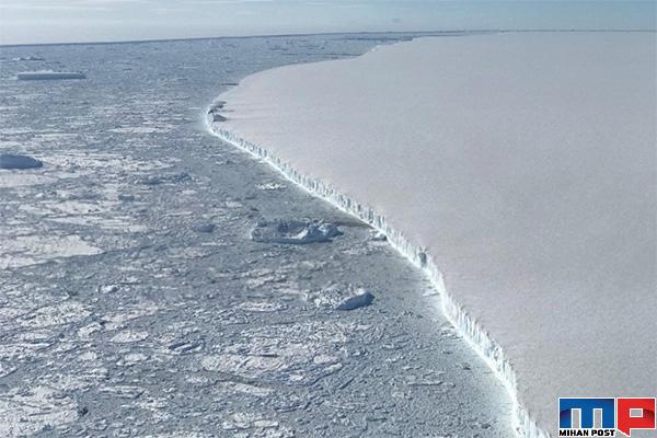 بزرگترین توده‌ یخی جهان