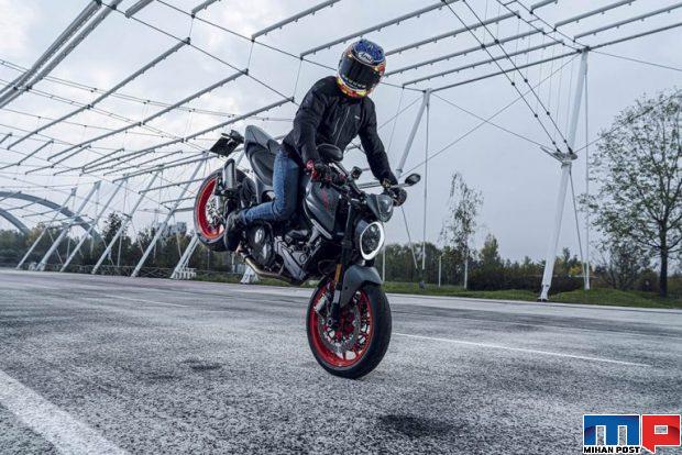 دوکاتی مانستر 2021 بصورت رسمی معرفی شد + عکس 5 دوکاتی مانستر 2021