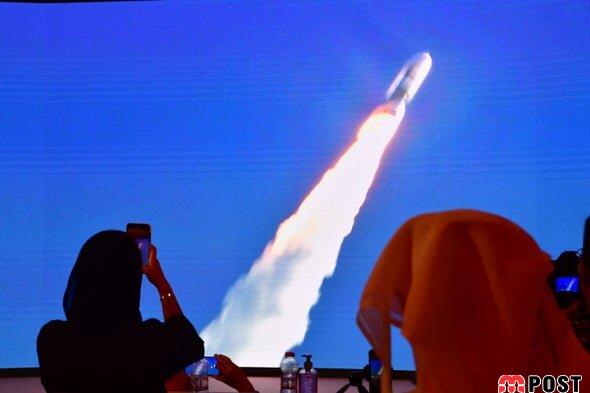 فضاپیمای امارات در نخستین مأموریت میان سیاره ای به مریخ رسید 2 فضاپیمای امارات