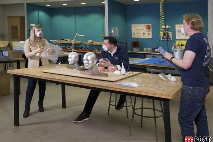 شرکت فورد از ماسکهای N95 شفاف خود رونمایی کرد 2 شرکت فورد