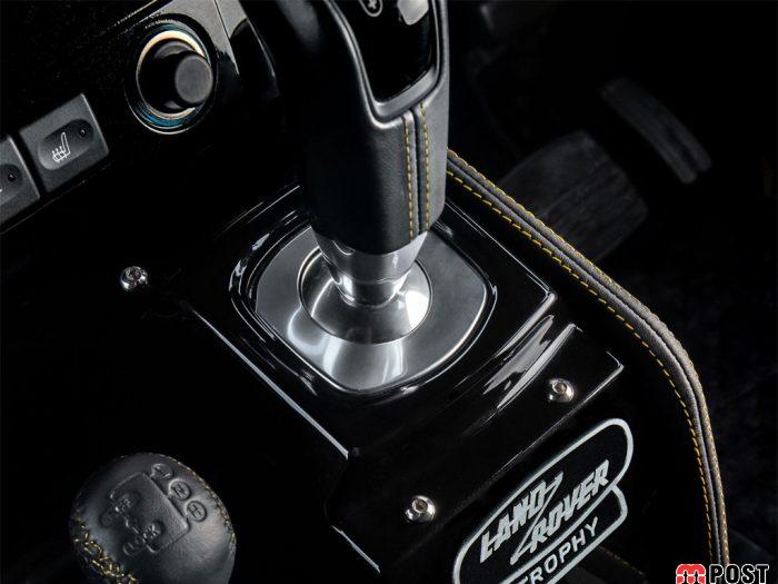 معرفی مشخصات ویژه لندروور دیفندر V8 تروفی + عکس 3 لندروور دیفندر V8