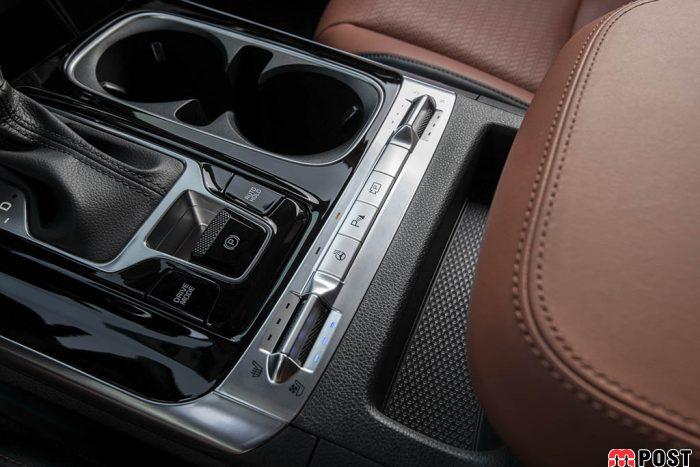 معرفی و بررسی مشخصات مینی ون کیا کارنیوال ۲۰۲۲ 22 مشخصات مینی ون کیا کارنیوال