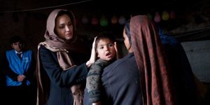 کارهای خیرخواهانه آنجلیا جولی