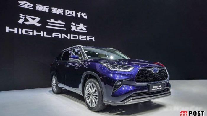 تویوتا کراون شاسی بلند به طور رسمی رونمایی شد +عکس 8 تویوتا کراون شاسی بلند