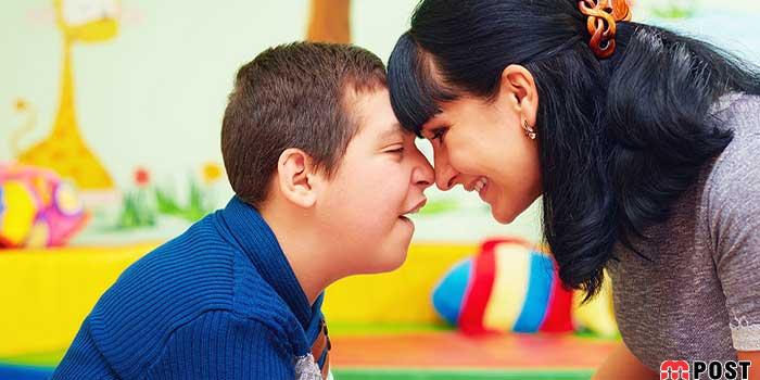 هر آنچه که باید درباره بیماری اوتیسم و علت بروز آن بدانید 10 بیماری اوتیسم