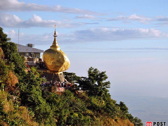 صخره طلایی میانمار