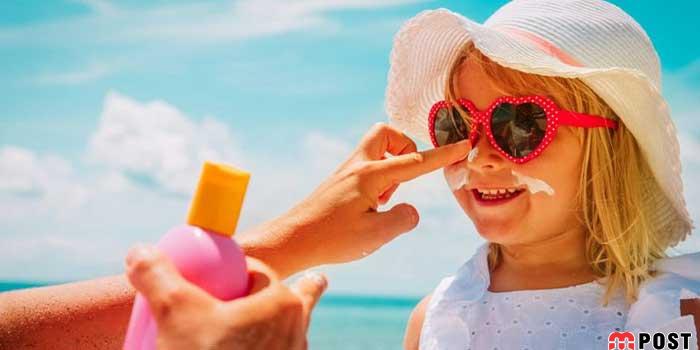 درمان آفتاب سوختگی پوست با ۱۸ روش خانگی موثر 8 درمان آفتاب سوختگی