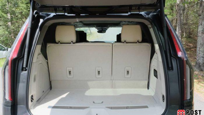 نگاهی به کادیلاک اسکالید ۲۰۲۱؛ شاسی بلند درشت اندام + عکس 19 کادیلاک اسکالید 2021