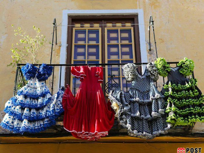 آشنایی با محبوب ترین و جذاب ترین لباس های سنتی اروپا 4 لباس های سنتی اروپا