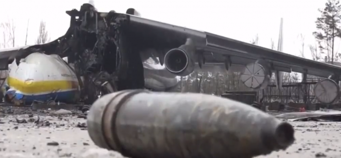 هواپیمای آنتونوف ای ان-۲۲۵ بزرگ ترین هواپیمای عملیاتی جهان که در اوکراین نابود شد + عکس 16 Antonov An 225 Mriya 1